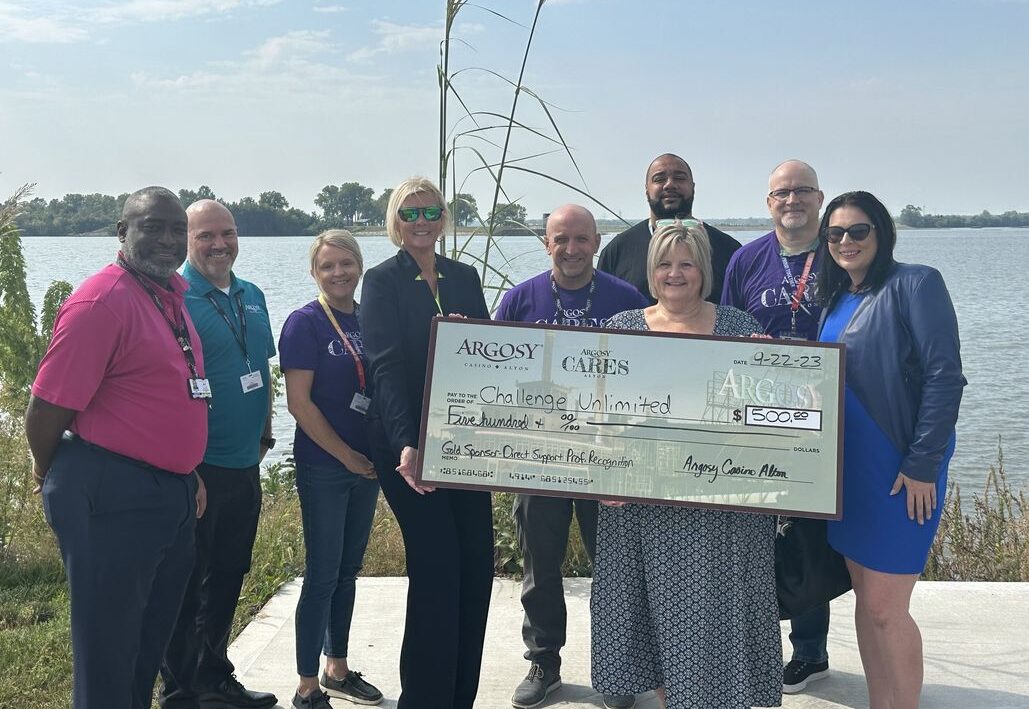 Argosy Casino donates $500 to Challenge Unlimited